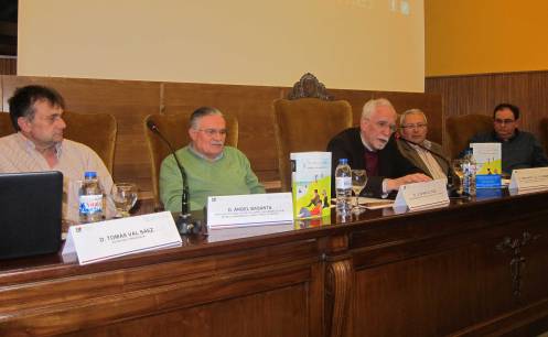 Luis Mateo Díez, en la Universidad de León. Fotografía de Sandra Charro. 