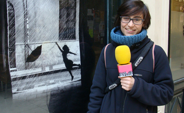 Beatriz Esteban, directora del programa 'Hacia el Sur en el Atlántico. Un podcast de feminismo pop'. Foto: L. Fraile.