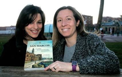 Tania López y Silvia Gallo, autoras del libro. Fotografía de Carlos S. Campillo