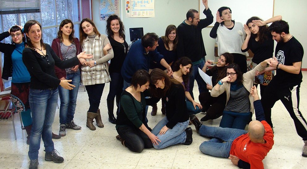 Curso intensivo de moderación en teatro foro por la compañía social La Rueda. Foto: L. Fraile.