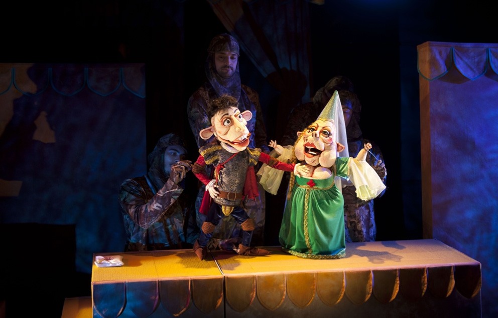 El Espejo Negro. Foto: Titirimundi.