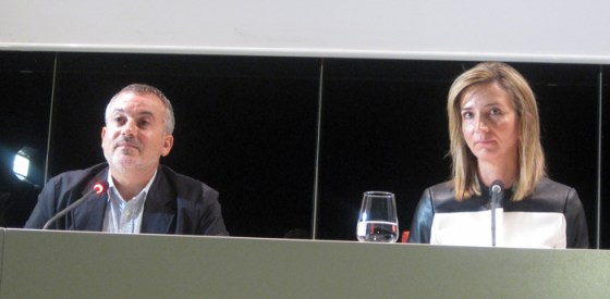 Manuel Olveira y Alicia García, en su comparecencia ante los periodistas. Foto: E. Otero.