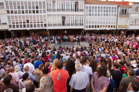 Público durante una actuación de Bowjanglers. Foto: AR.CA.