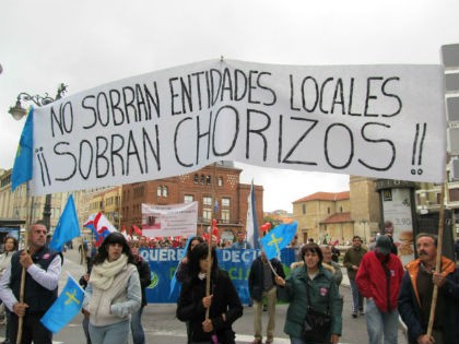 Haz un click para leer la noticia sobre la manifestación en defensa de las Juntas Vecinales en astorgaredacción.com