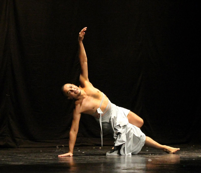 Imagen de un espectáculo de Equilibrium.