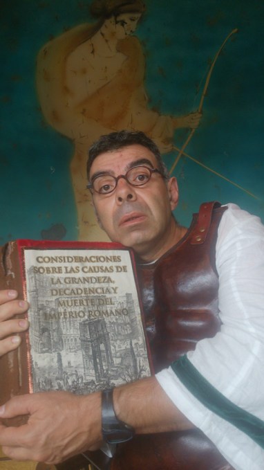 Raúl Gómez en el papel de "romano". © Fotografía: Trinidad Osorio.