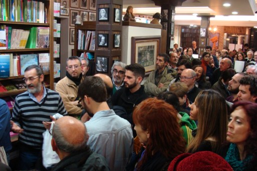 Llenazo absoluto durante la presentación . Foto: L. F.