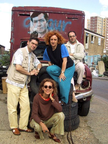 El colectivo de poetas y músicos improvisadores "Sin Red".