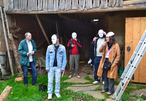 Imagen de rodaje de Rara Troupe.