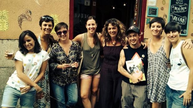 Parte del equipo de Pikara Magazine durante un encuentro con socias en Madrid. Foto: Pikara Magazine.