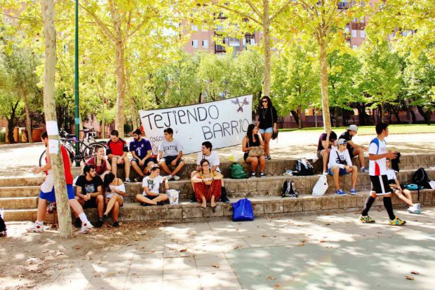Varios de los integrantes del colectivo La Gallinera durante uno de sus torneos de fútbol. Foto: La Gallinera.