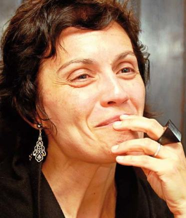 Marifé Santiago Bolaños. © Fotografía: Luis Sinda / El Correo Gallego.