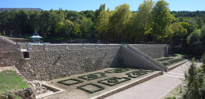 Terraza de los Bojes y dique. © Fotografía: José Carlos Sanz Belloso.