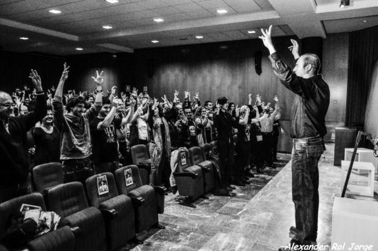 Gabriel Reyes durante la representación de esta obra en la Facultad de Filosofía y Letras. © Fotografía: Alexander Rol.
