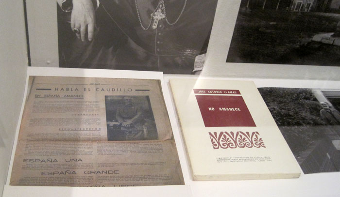 Documentos y libros sobre Claraboya. © Fotografía: E. Otero.