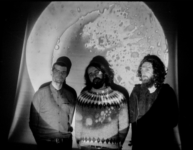 El trío lusitano 10 000 Russos.