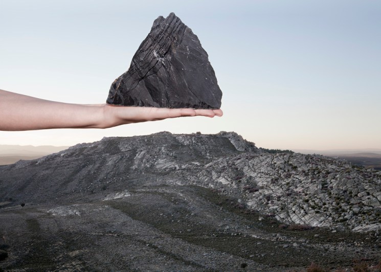 "Less time than place". Antonio Guerra.