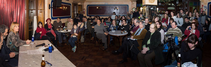 El Gran Café de León durante la presentación de la novela. © Fotografía: Vicente García.