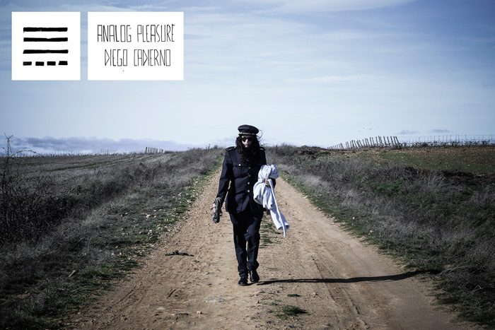 TESLA 13 / 2016 (Analog Pleasure + Diego Cadierno). El cartel es obra de Eduardo Fandiño.