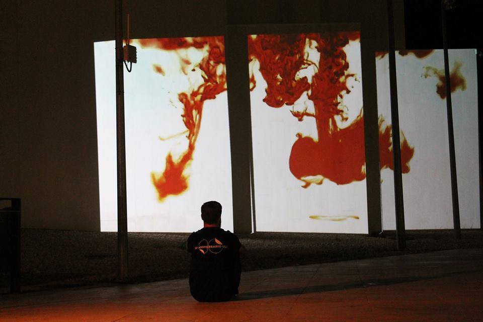 Vista de la instalación "Live Cinema" de Eduardo Cortina.