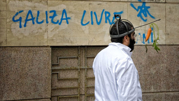 El poeta Antonio Gómez  en la Semana de Poesía Salvaxe de Ferrol.