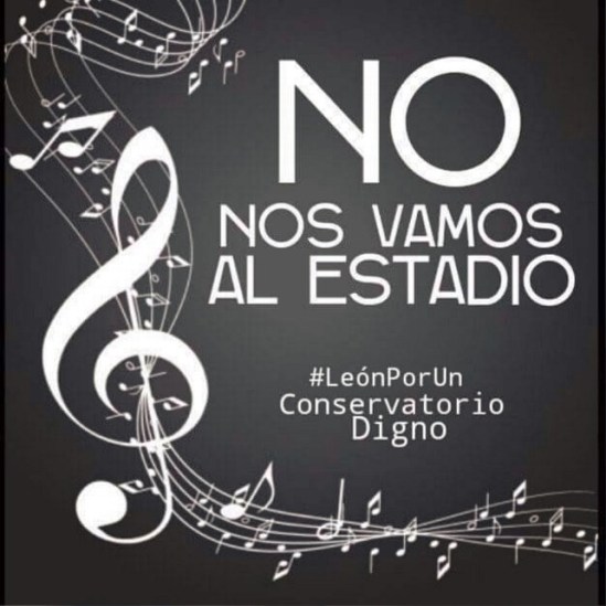 Cartel de protesta y eslogan.