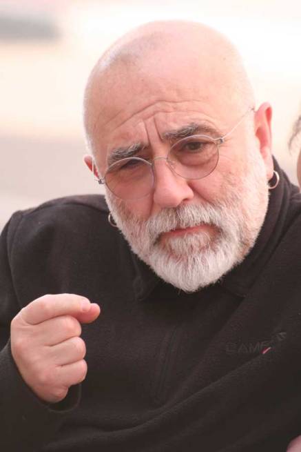 El artista y pintor Manuel Sierra. Fotografía: Juan Antonio Berzal.