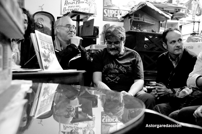 Reunión de los Ultramarinos en Cantareros 3.