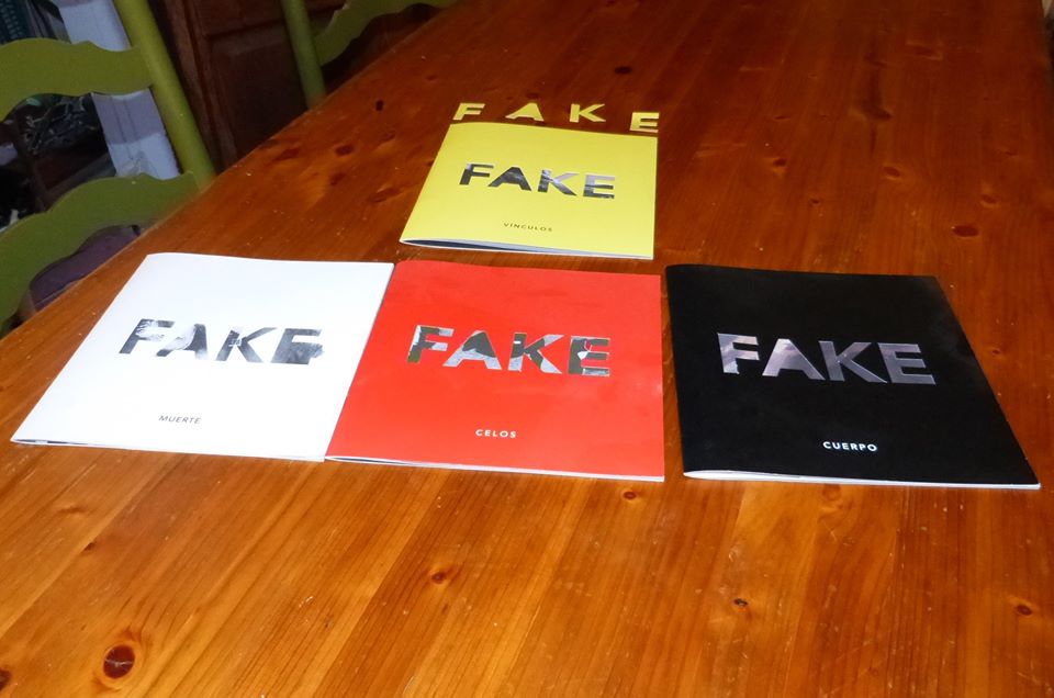 Los cuatro números de FAKE.