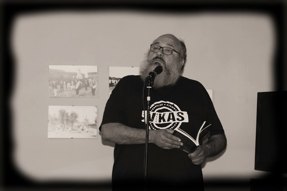 Felipe Zapico en el café Mansillés. © Fotografía: Antonio García Ceballos.