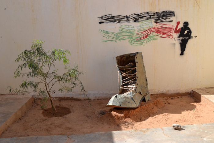 Exposición al aire libre de una obra de ARTifariti 2015. Fotografía: Antonio Muñoz.