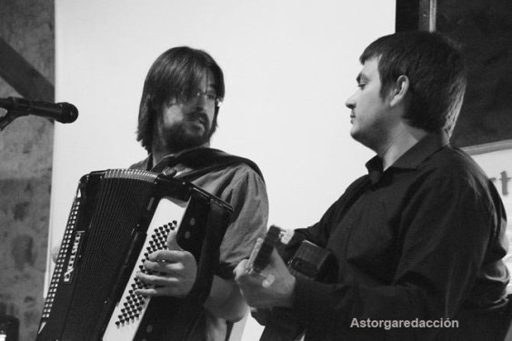 Javier Morán y El Solito Trovador.