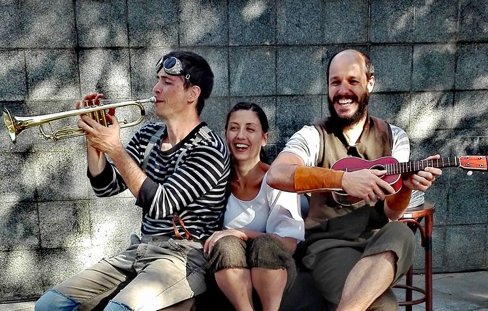 Pablo Parra, Elena Cennerelli y Víctor Martínez. (Foto tomada de su FB).