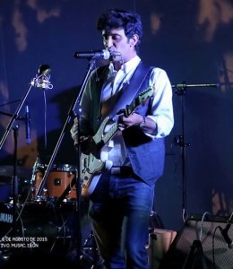 Marcos Cachaldora. En directo [MUSAC, agosto de 2015]. Fotografía: Cortesía del artista. 