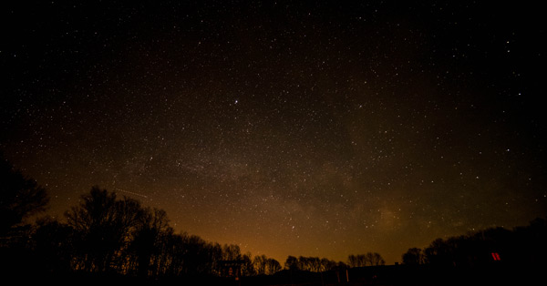 Observación del cielo en Cerezales.