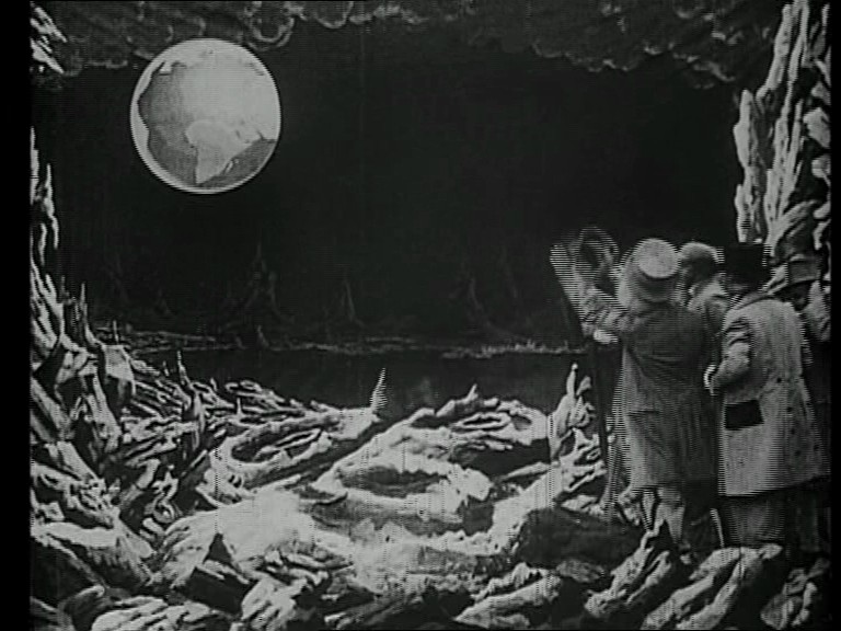 Fotograma de una película de Georges Méliès.