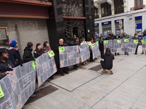Concentración ciudadana en defensa de la Plaza del Grano, este viernes 10 de febrero, a las 11,30 de la mañana, frente al Ayuntamiento de León.