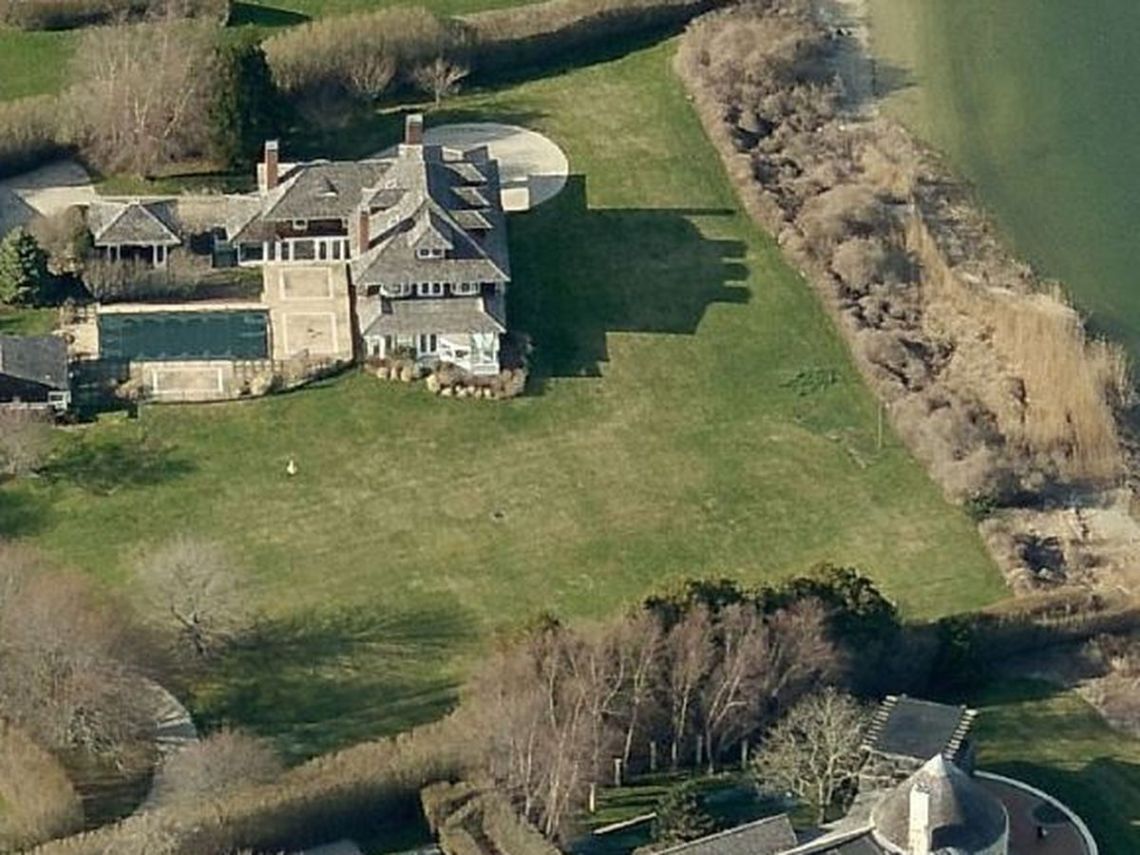 La casa del anticapitalisa Roger Waters en Long Island el sitio más caro de Usa con vecinos como Spielberg o Ralph Lauren