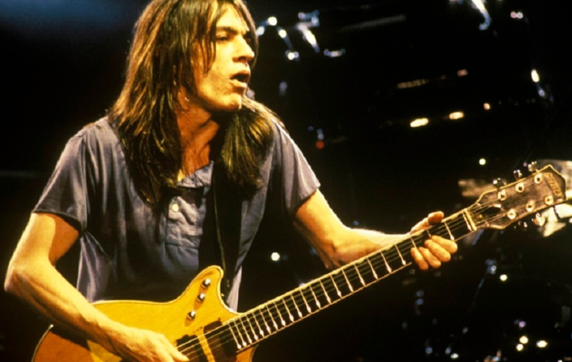 Malcom Young ya ejecutó su último acorde.jpg